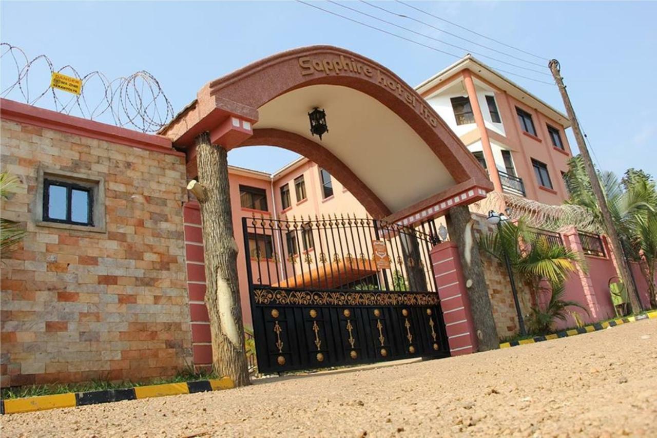 Sapphire Hotel Entebbe Kigo Kajansi Екстер'єр фото